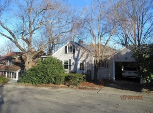 21 Hadwen Ln, Worcester, MA 01602