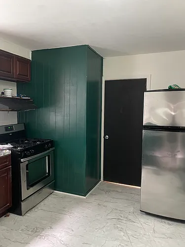 174 Boyd Ave #1 Photo 1