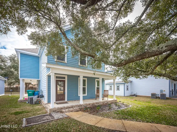 16 Sweetgrass Ln, Ocean Springs, MS 39564