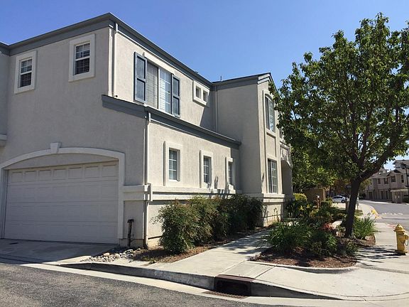 4th image of 857 Basking Ln