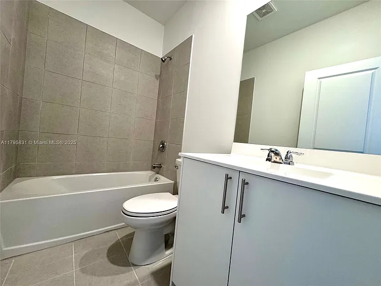 17854 SW 358th St — Photo 9