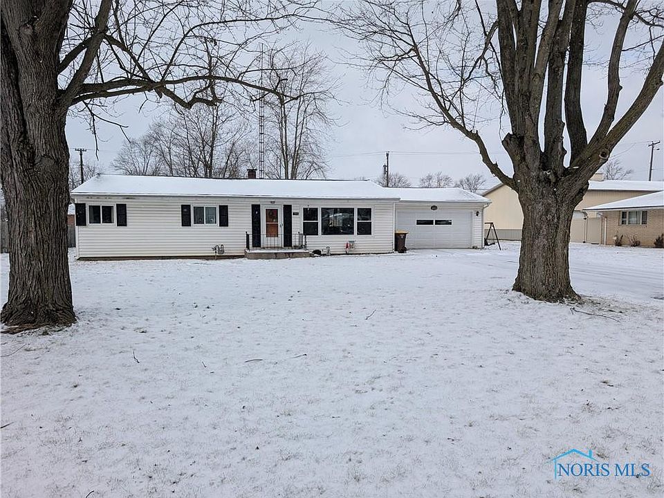 1st image of 1913 Darbyshire Dr