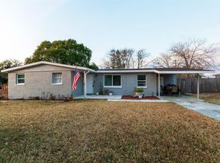 1300 NE 6th St, Mulberry, FL 33860
