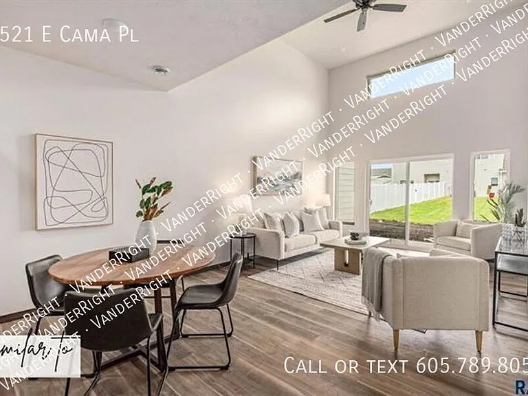 2521 E Cama Pl — Photo 5