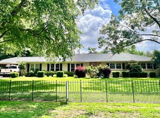 1711 Coker Hampton Dr, Stuttgart, AR 72160
