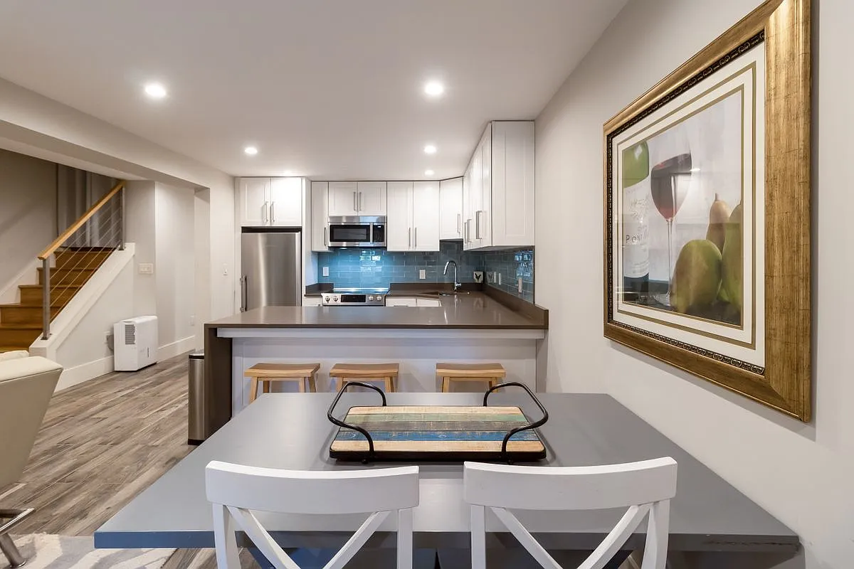 Building Photo - 4514 15th St NW #B