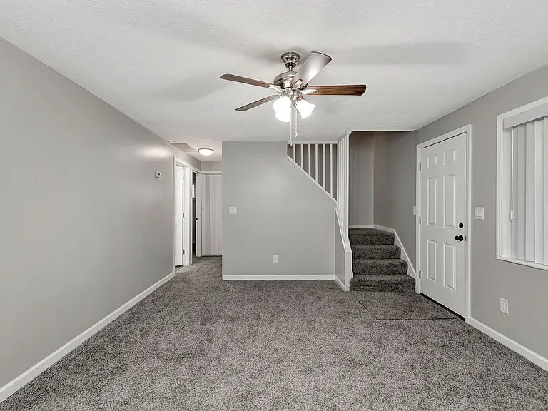 4918 Neptune Ln — Photo 13