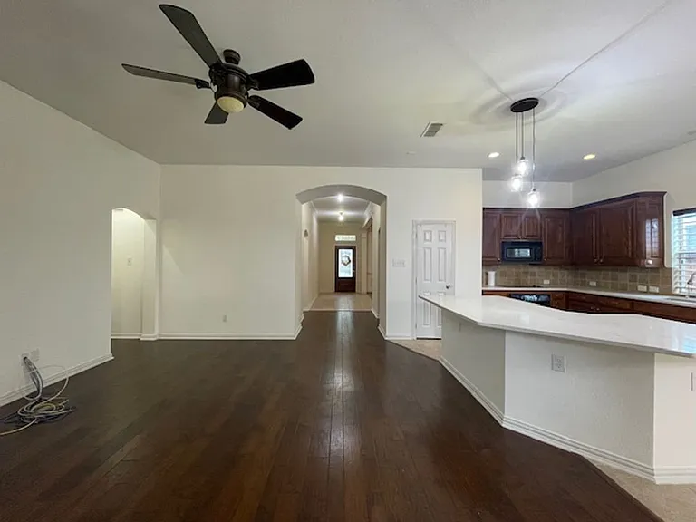 8525 Hudson St — Photo 9