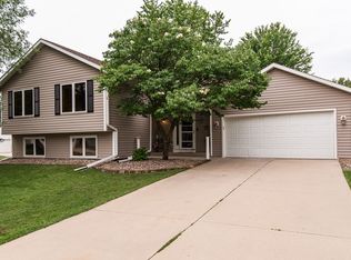 5703 Lancaster Pl NW, Rochester, MN 55901
