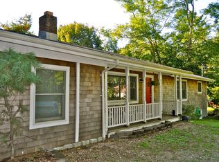 71 N Menantic Rd, Shelter Island, NY 11964