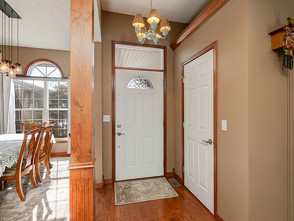 5th image of 4033 W Tarkio Street