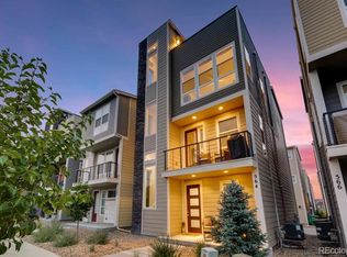 564 E Hinsdale Ave, Littleton, CO 80122