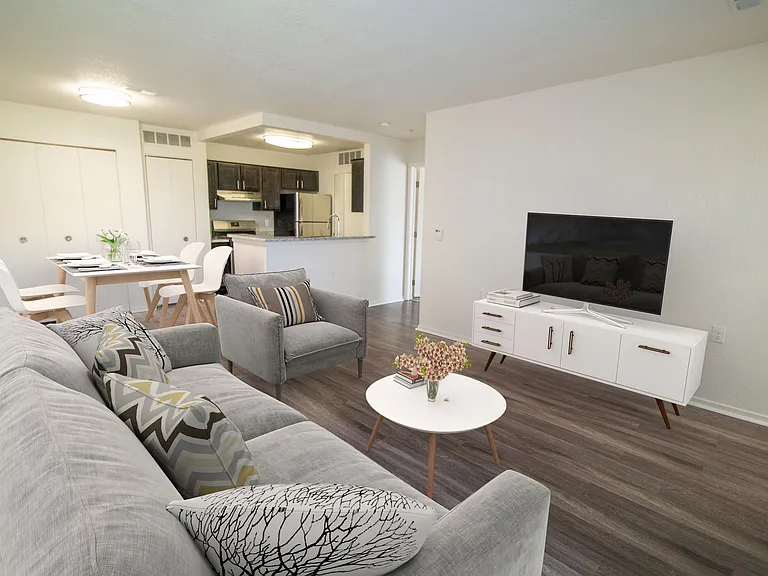 Willow Ridge Apartments — Photo 9