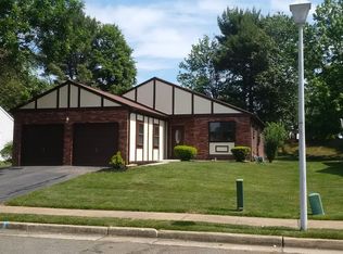 4 Weston Ct, Marlboro, NJ 07746