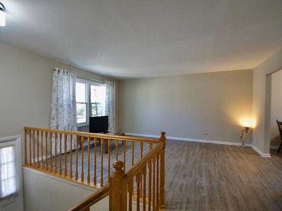 3rd image of 2421 Oakdale Ct