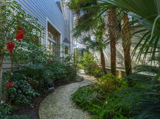 1026 Embassy Row Way, Johns Island, SC 29455