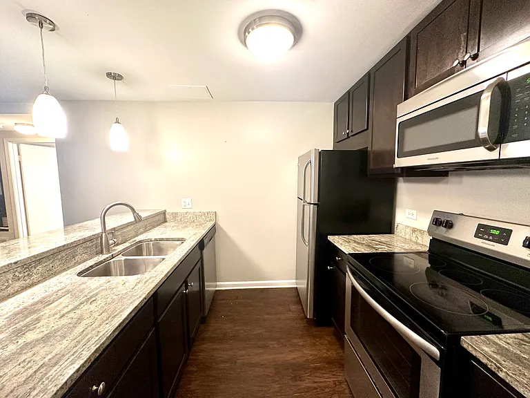 1720 N Halsted St #G1 — Photo 1