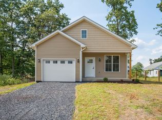487 Pocahontas Ave, Shenandoah, VA 22849
