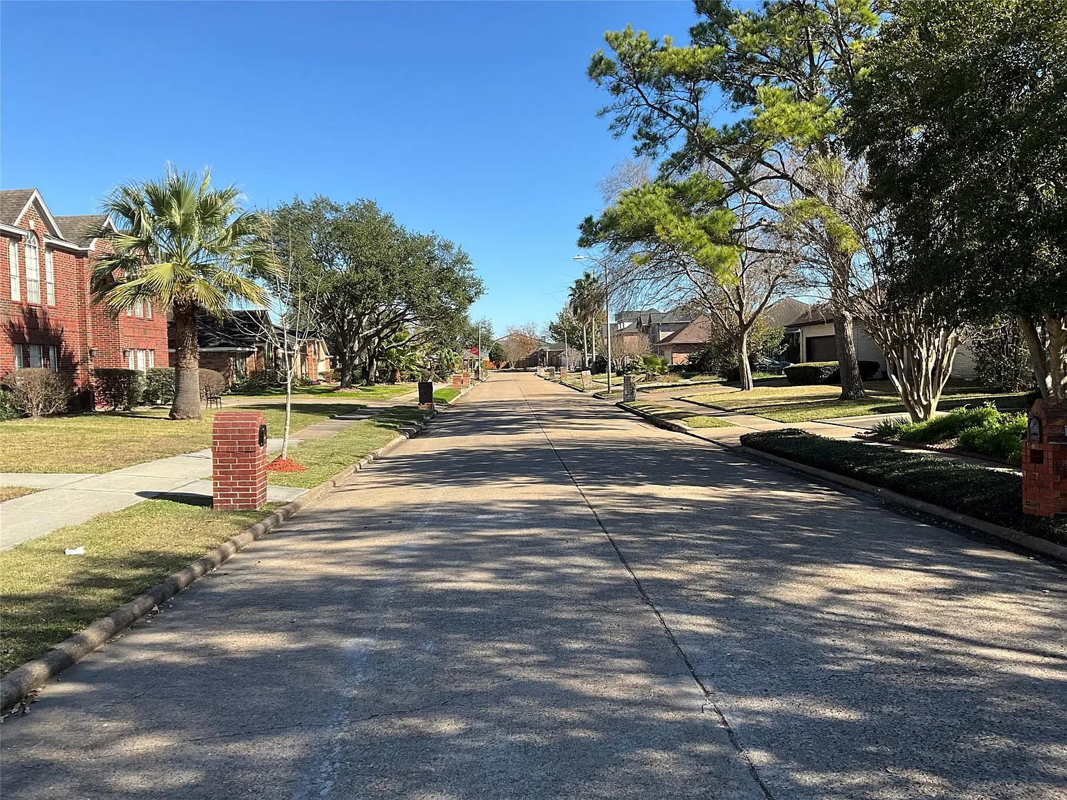 4 bed, 3.0 bath, 2670 sqft, $2,950 — Photo 3