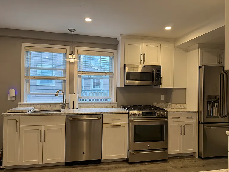 291 Russett Rd — Photo 5