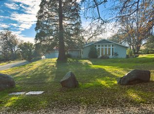 19796 Cedar Rd, Sonora, CA 95370