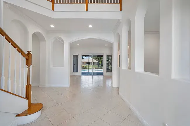 5 bed, 3952 sqft, $7,600 — Photo 4