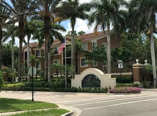 1180 Reserve Way APT 303, Naples, FL 34105