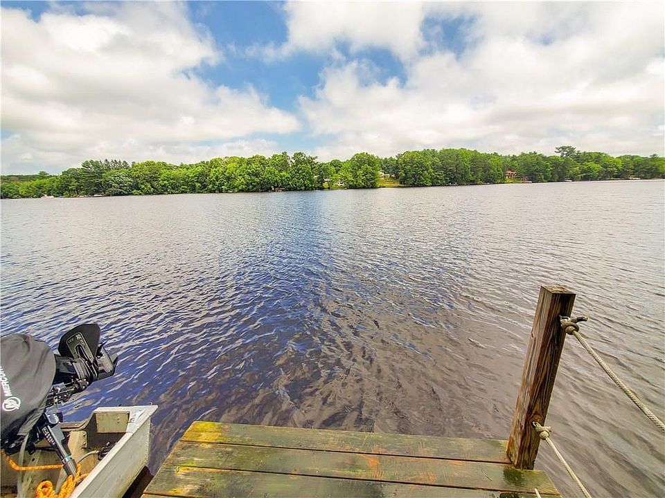 90 Spring St, Hope Valley, RI 02832 Zillow