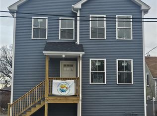 104 Rugby St, Providence, RI 02905