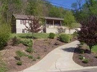 1116 Cherry Brook Dr, New Martinsville, WV 26155