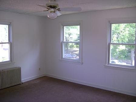 2nd image of 447 Orange St SE APT 2