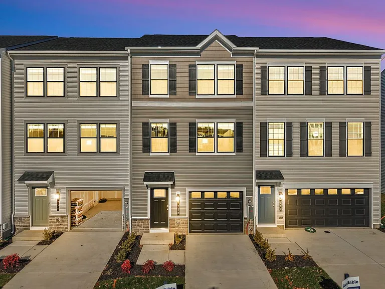 258 Soft Rush Ln — Photo 1