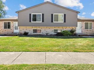 1683 Elmhurst St, Canton, MI 48187