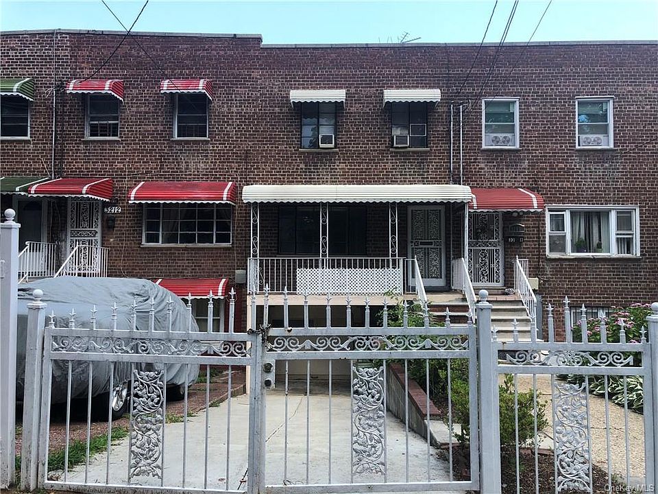 1st image of 3210 Pearsall Ave