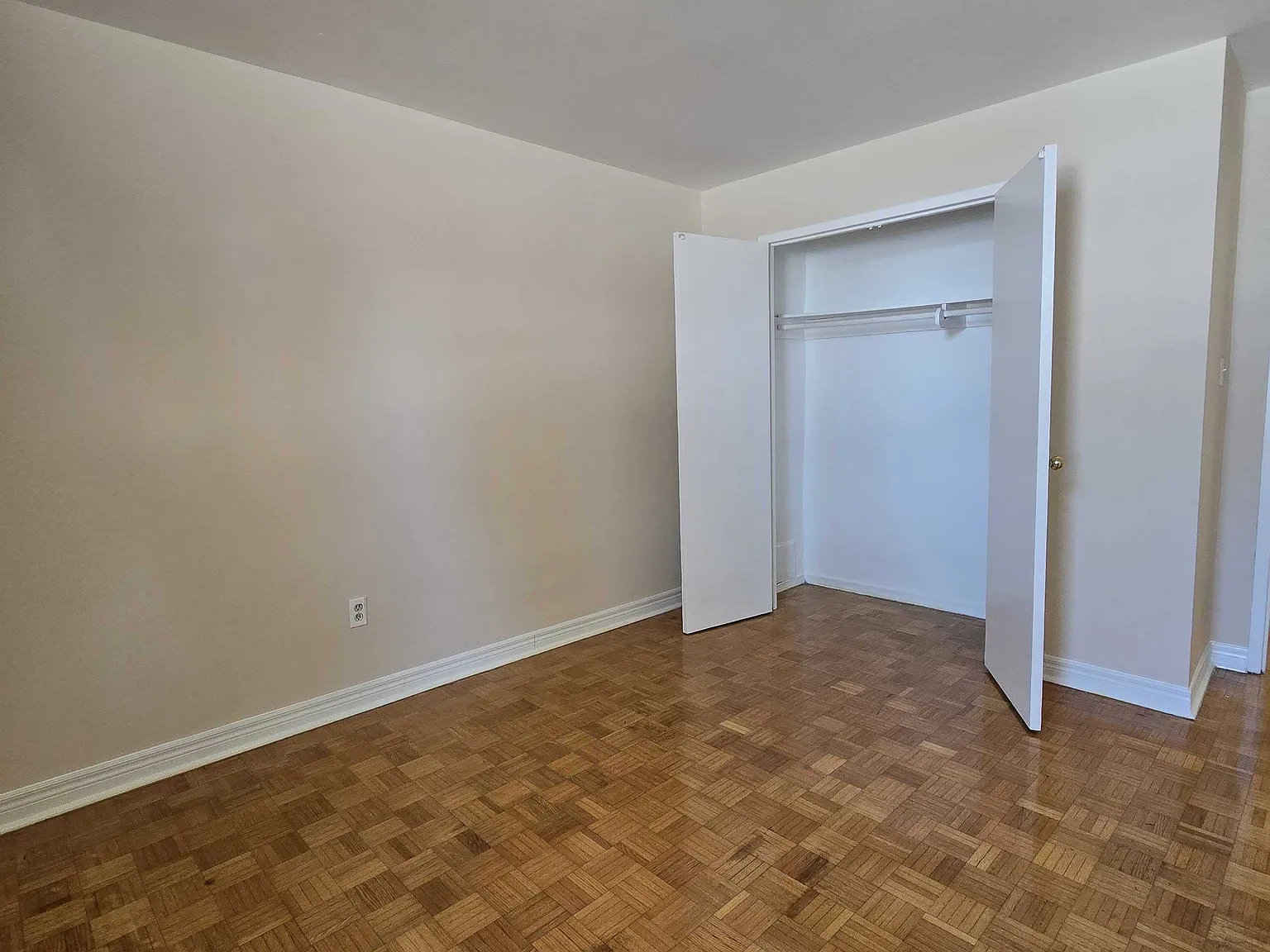 2 bed, $2,150 — Photo 4