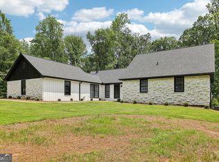 2725 Glendale Dr NE, Conyers, GA 30013