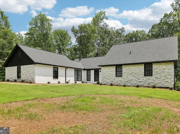 2725 Glendale Dr NE, Conyers, GA 30013