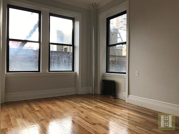 2nd image of 220 W 98th St APT 7H