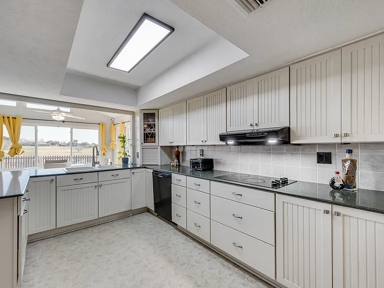 1954 Rambling Ridge Ln — Photo 23