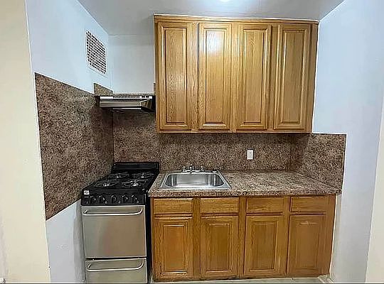 3rd image of 86-70 Midland Pkwy #1F