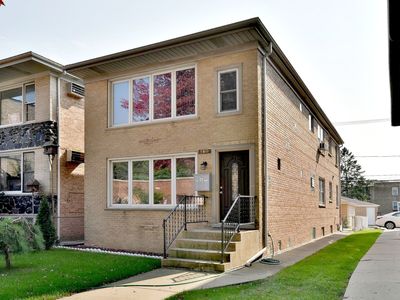 5811 W Higgins Ave, Chicago, IL, 60630