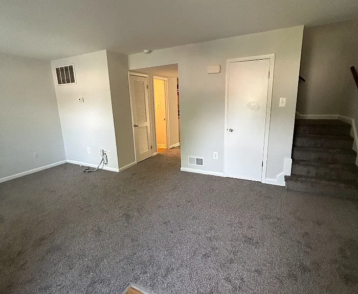 Longview — Photo 188