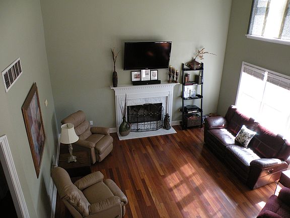 5th image of 3924 Concord Walk Dr SE
