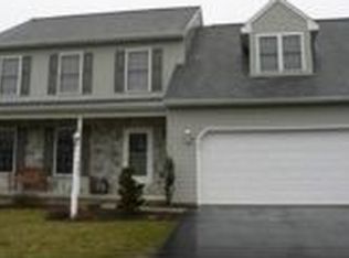 340 Olde Hickory Rd, Mount Wolf, PA 17347