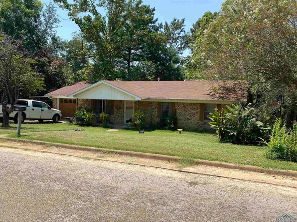 1416 Frost St, Gilmer, TX 75644