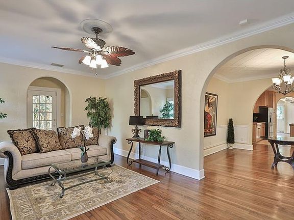 5th image of 2765 Bayside Dr S