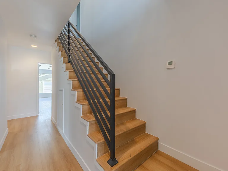 2522 Armacost Ave — Photo 13