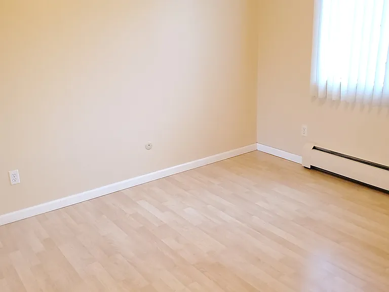 918 S Logan St #202 — Photo 1