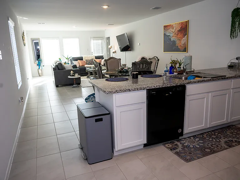 203 Harvest St — Photo 8