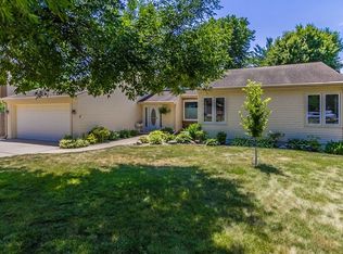 5102 Colt Dr, West Des Moines, IA 50265